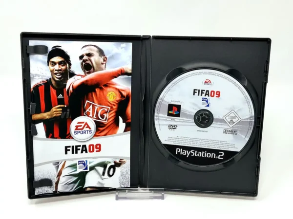 Parte trasera de FIFA 09 (UK) para PlayStation 2, edición PAL UK