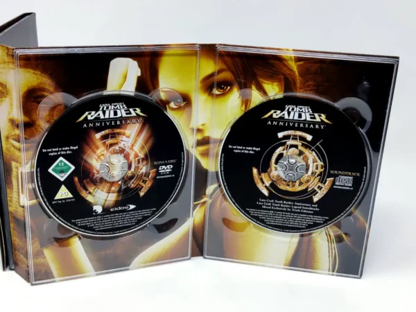 Detalle de Lara Croft Tomb Raider: Anniversary (Edición Coleccionista) (ESP) para PlayStation 2 (imagen 11)