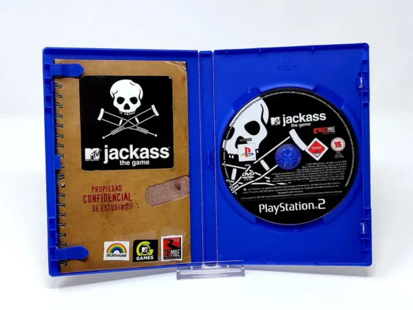 Interior del juego Jackass: The Game (ESP) para PlayStation 2 con disco y manual