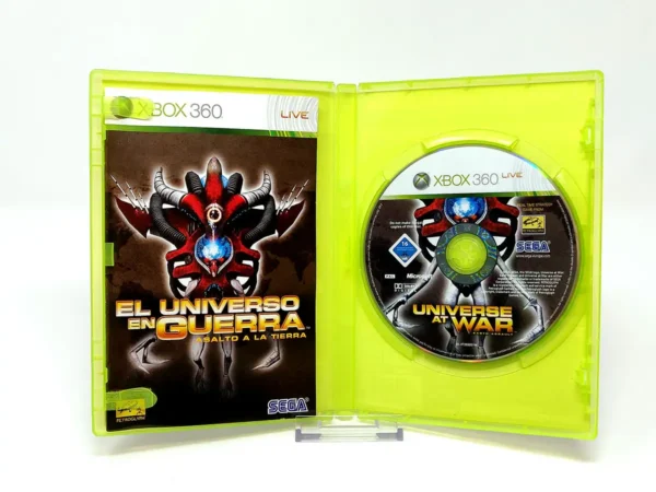 Interior del juego El Universo en Guerra: Asalto a la Tierra (ESP) para XBOX 360 con disco y manual