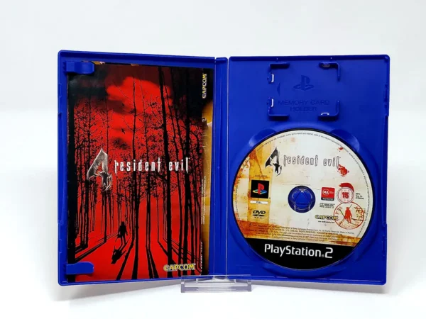 Interior del juego Resident Evil 4 (ESP) para PlayStation 2 con disco y manual