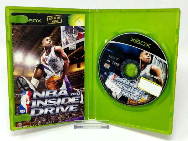 Interior del juego NBA Inside Drive 2002 (ESP) (Rebajado) para XBOX con disco y manual