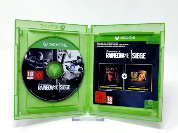 Interior del juego Tom Clancy's Rainbow Six: Siege (Advanced Edition) (ESP) (Rebajado) para XBOX One / Series X/S con disco y manual