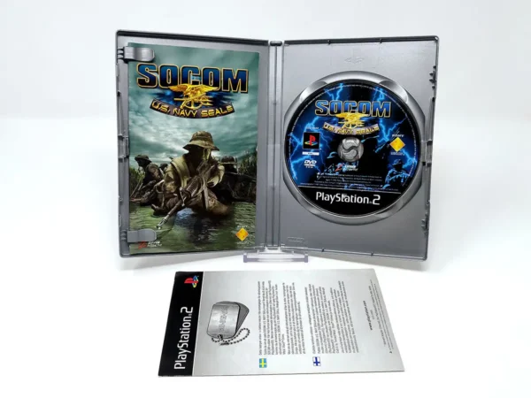 Interior del juego SOCOM: U.S. Navy SEALs (FRA) (Platinum) para PlayStation 2 con disco y manual