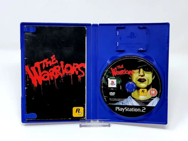 Interior del juego The Warriors (ESP) para PlayStation 2 con disco y manual