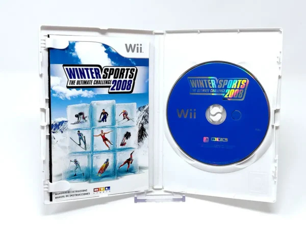 Interior del juego Winter Sports 2008: The Ultimate Challenge (ESP) para Nintendo Wii con disco y manual