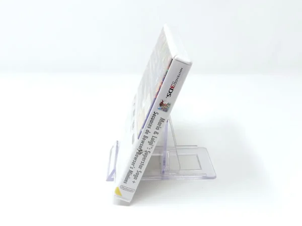 Interior del juego Mario & Luigi: Superstar Saga + Bowser's Minions (ESP) (Precintado) para Nintendo 3DS con disco y manual