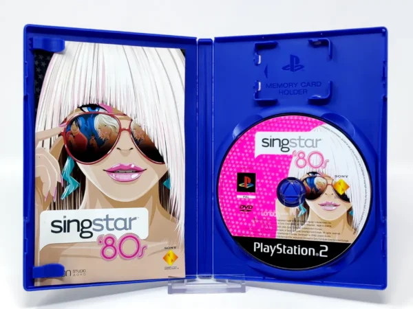 Interior del juego SingStar '80s (ESP) para PlayStation 2 con disco y manual