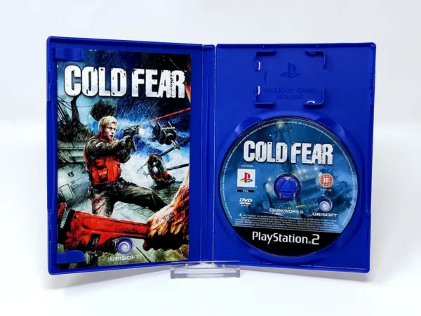 Interior del juego Cold Fear (FRA) para PlayStation 2 con disco y manual