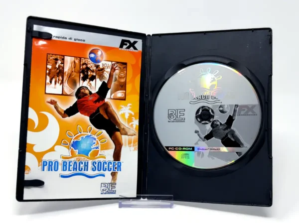Interior del juego Pro Beach Soccer (ITA) para PC con disco y manual