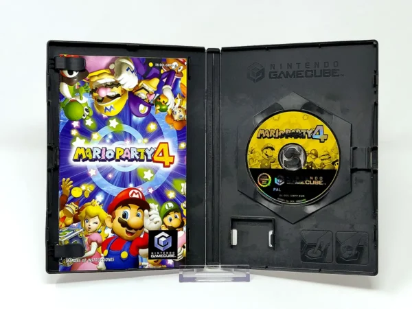 Interior del juego Mario Party 4 (ESP) para Nintendo GameCube con disco y manual