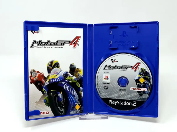 Interior del juego MotoGP 4 (ITA) para PlayStation 2 con disco y manual