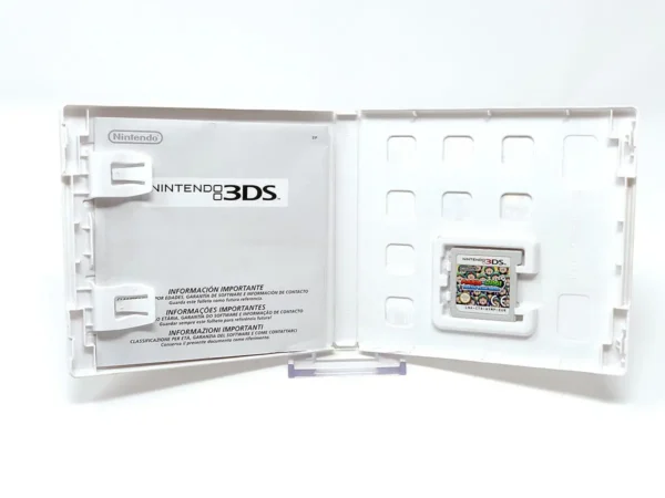 Interior del juego Mario & Luigi: Dream Team Bros. (ESP) para Nintendo 3DS con disco y manual