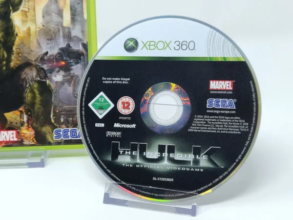 Interior del juego El Increíble Hulk (ESP) para XBOX 360 con disco y manual