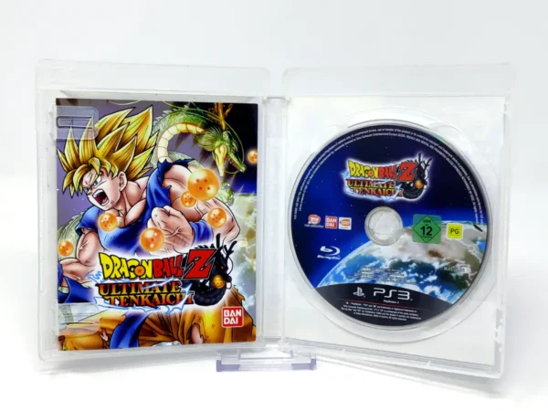 Interior del juego Dragon Ball Z: Ultimate Tenkaichi (ESP) para PlayStation 3 con disco y manual