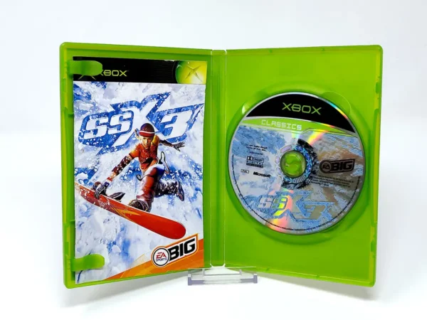 Interior del juego SSX 3 (UK) para XBOX con disco y manual