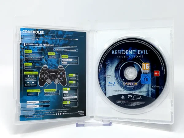 Interior del juego Resident Evil: Revelations (ESP) para PlayStation 3 con disco y manual