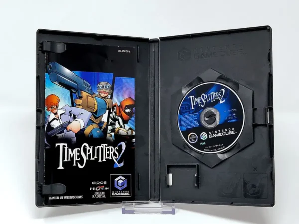 Interior del juego TimeSplitters 2 (ESP) para Nintendo GameCube con disco y manual