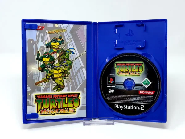 Interior del juego Teenage Mutant Ninja Turtles: Mutant Melee (ITA) para PlayStation 2 con disco y manual