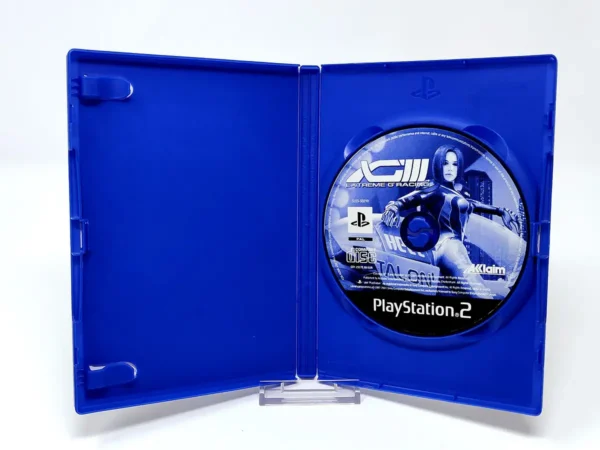 Interior del juego XGIII: Extreme G Racing (ESP) (Rebajado) para PlayStation 2 con disco y manual