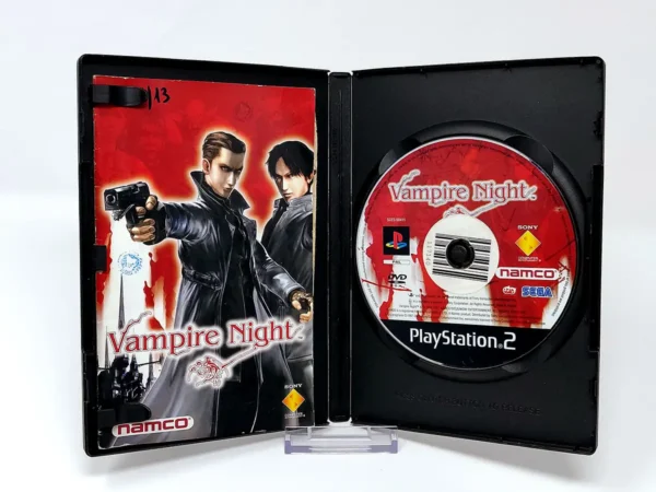 Interior del juego Vampire Night (ESP) (Rebajado) para PlayStation 2 con disco y manual