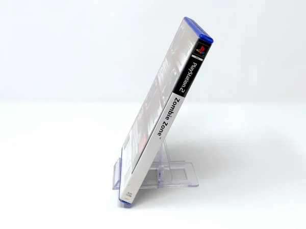 Lateral de la caja de Zombie Zone (UK) para PlayStation 2