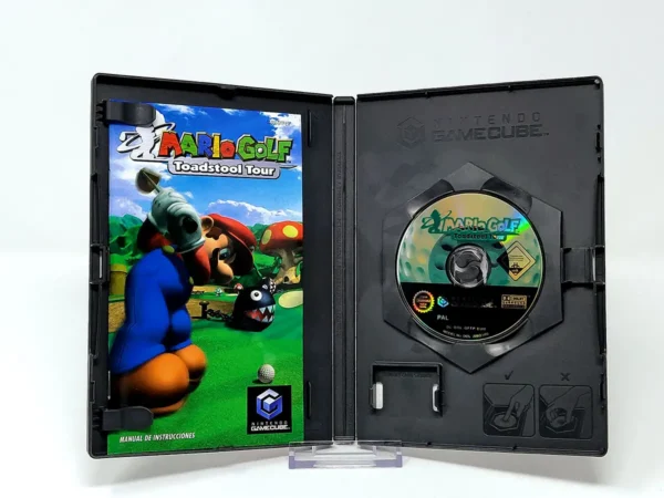Interior del juego Mario Golf: Toadstool Tour (ESP) para Nintendo GameCube con disco y manual