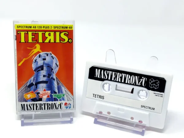 Interior del juego Tetris (Mastertronic) para Sinclair ZX Spectrum con disco y manual