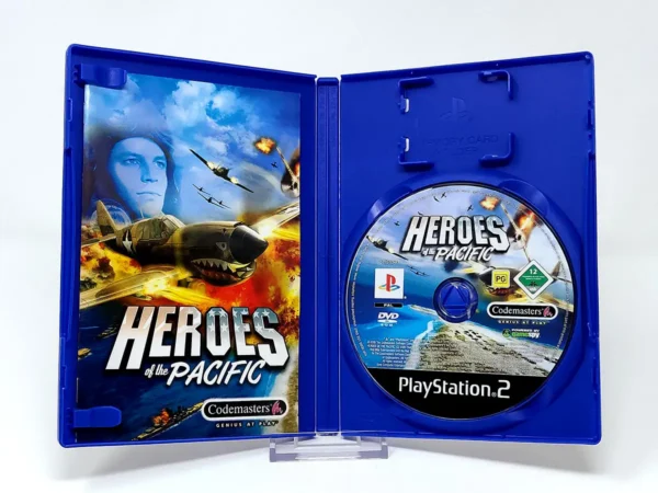 Interior del juego Heroes of the Pacific (ESP) para PlayStation 2 con disco y manual