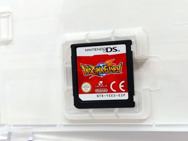 Lateral de la caja de Inazuma Eleven (ESP) para Nintendo DS