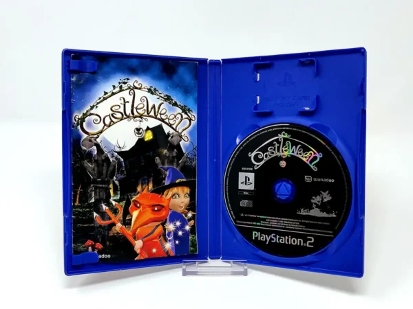 Interior del juego Castleween (UK) para PlayStation 2 con disco y manual