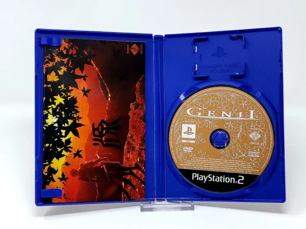 Interior del juego Genji (ESP) para PlayStation 2 con disco y manual