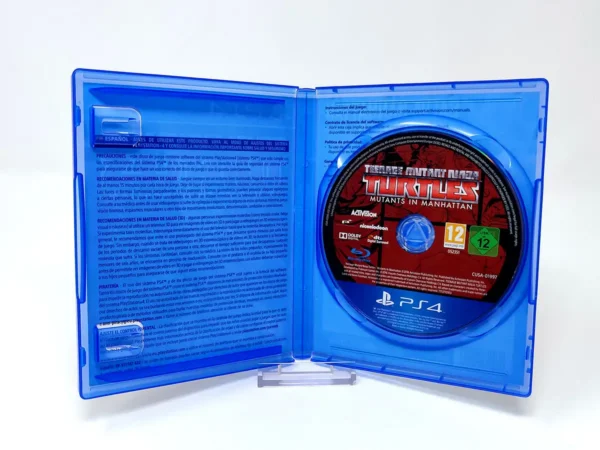 Interior del juego Teenage Mutant Ninja Turtles: Mutantes en Manhattan (ESP) para PlayStation 4 con disco y manual