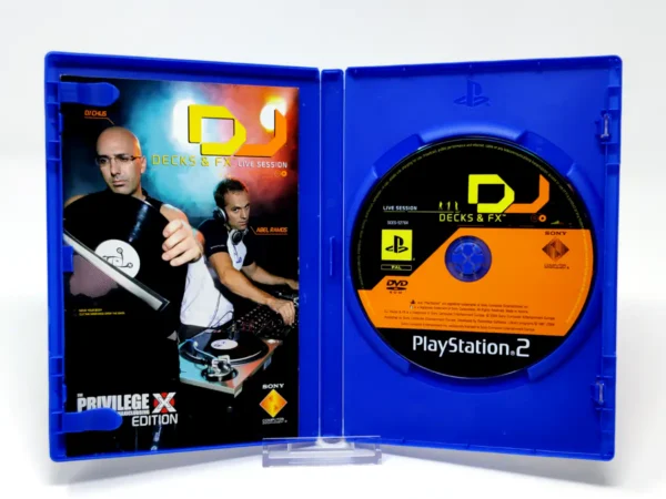 Interior del juego DJ: Decks & FX: Live Session (ESP) para PlayStation 2 con disco y manual