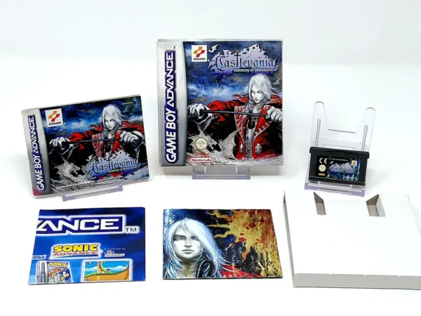 Interior del juego Castlevania: Harmony of Dissonance (ESP) para Nintendo Game Boy Advance con disco y manual