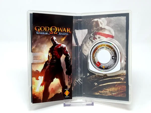 Interior del juego God of War: Ghost of Sparta (ESP) para PSP con disco y manual