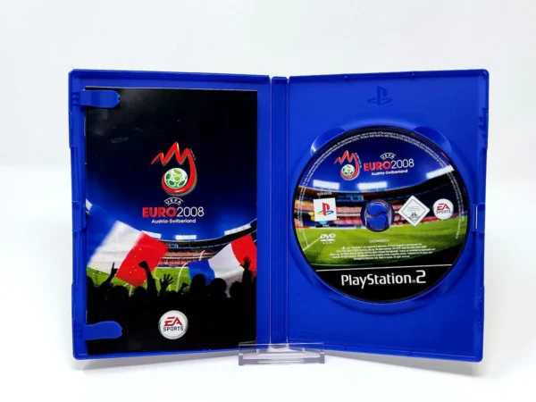 Interior del juego UEFA Euro 2008 (FRA) para PlayStation 2 con disco y manual