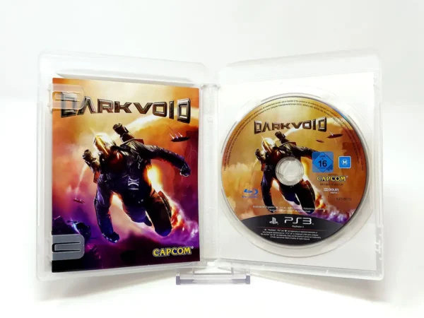 Interior del juego Dark Void (ESP) para PlayStation 3 con disco y manual