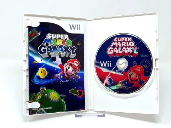 Interior del juego Super Mario Galaxy (ESP) para Nintendo Wii con disco y manual