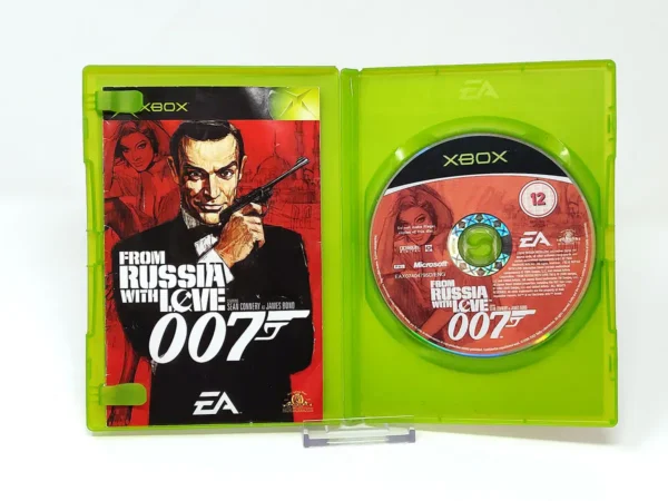 Lateral de la caja de 007: From Russia with Love (UK) para XBOX