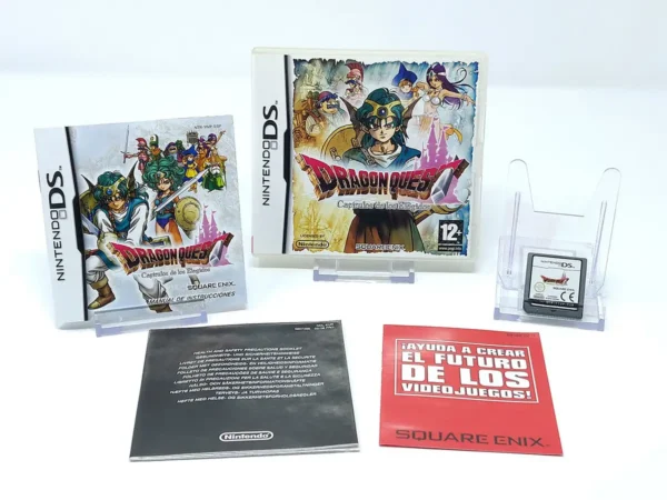 Interior del juego Dragon Quest: Capítulos de los Elegidos (ESP) para Nintendo DS con disco y manual
