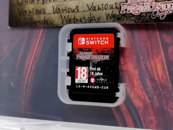 Lateral de la caja de Deadly Premonition Origins (ESP) para Nintendo Switch