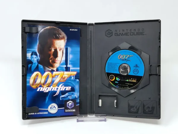 Lateral de la caja de James Bond 007: Nightfire (ESP) para Nintendo GameCube