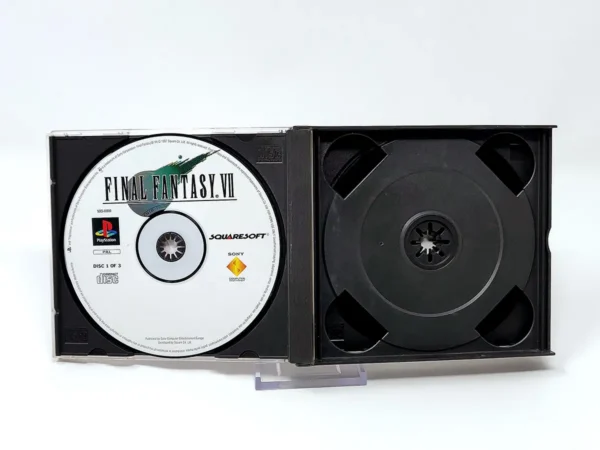 Interior del juego Final Fantasy VII (ESP) (Rebajado) para PlayStation 1 con disco y manual