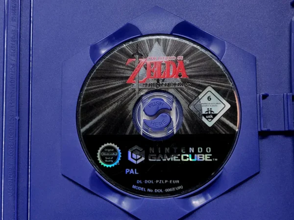 Lateral de la caja de The Legend of Zelda: Collector's Edition (ESP) para Nintendo GameCube
