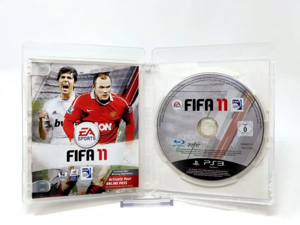Interior del juego FIFA 11 (UK) para PlayStation 3 con disco y manual