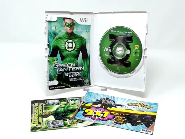 Interior del juego Green Lantern: Rise of the Manhunters (ESP) para Nintendo Wii con disco y manual