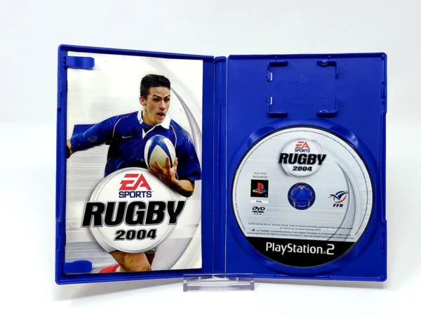 Interior del juego Rugby 2004 (FRA) para PlayStation 2 con disco y manual