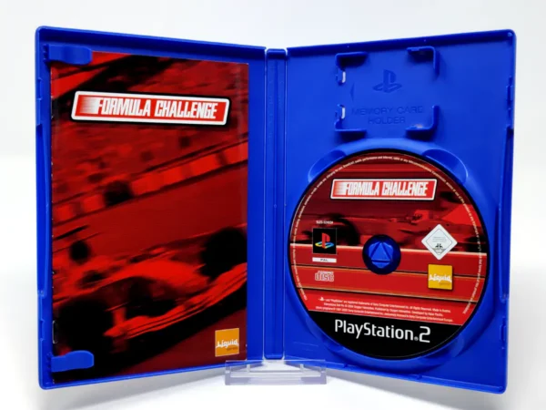 Interior del juego Formula Challenge (ESP) para PlayStation 2 con disco y manual