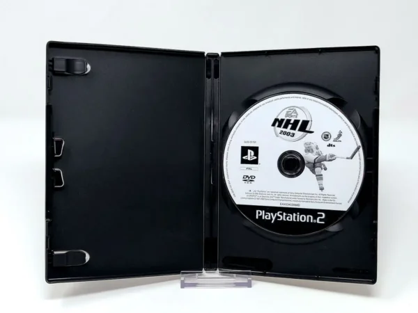 Interior del juego NHL 2003 (FRA) (Rebajado) para PlayStation 2 con disco y manual